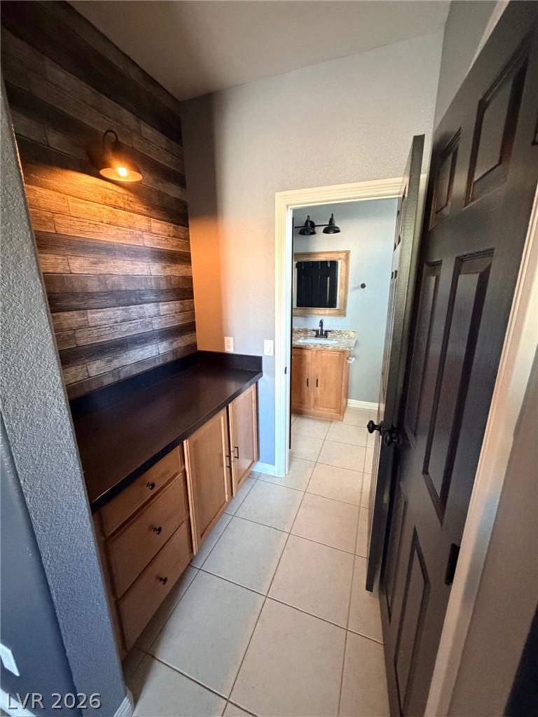 8137 Slate Falls Street Property Photo 21