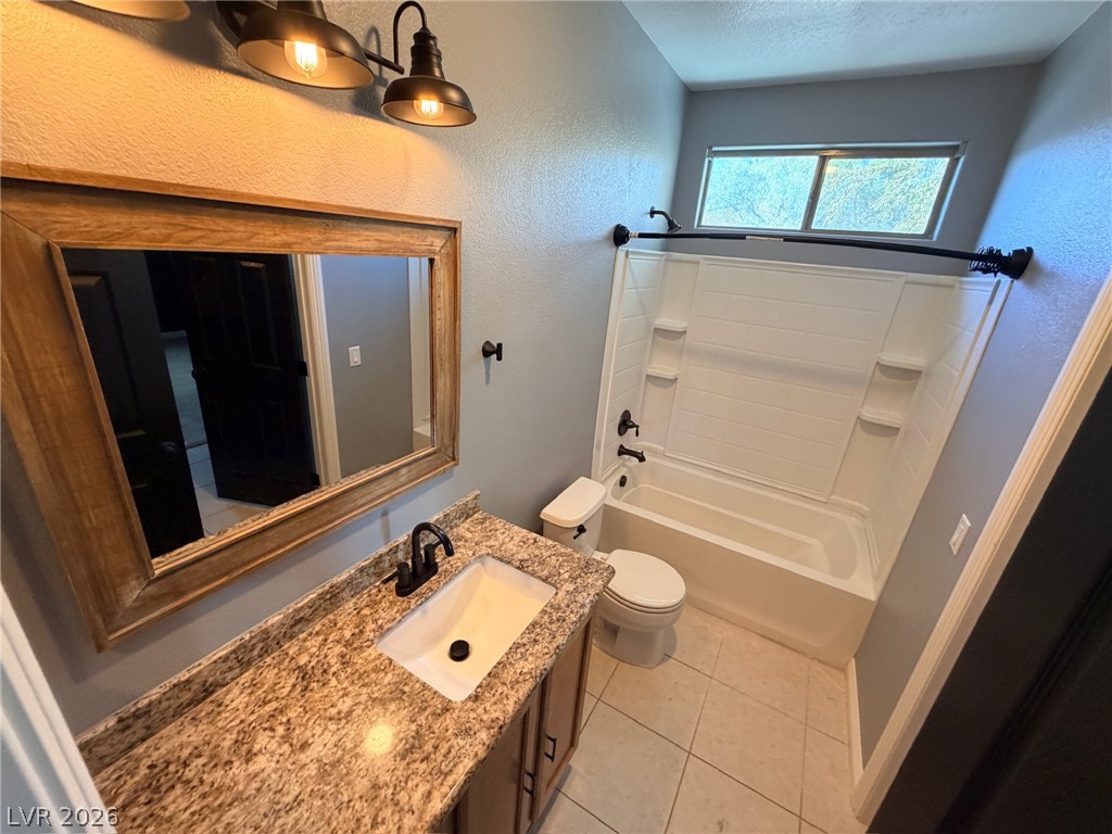 8137 Slate Falls Street Property Photo 23