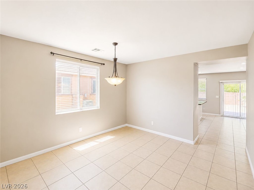 2716 Graceful Grove Avenue Property Photo 4