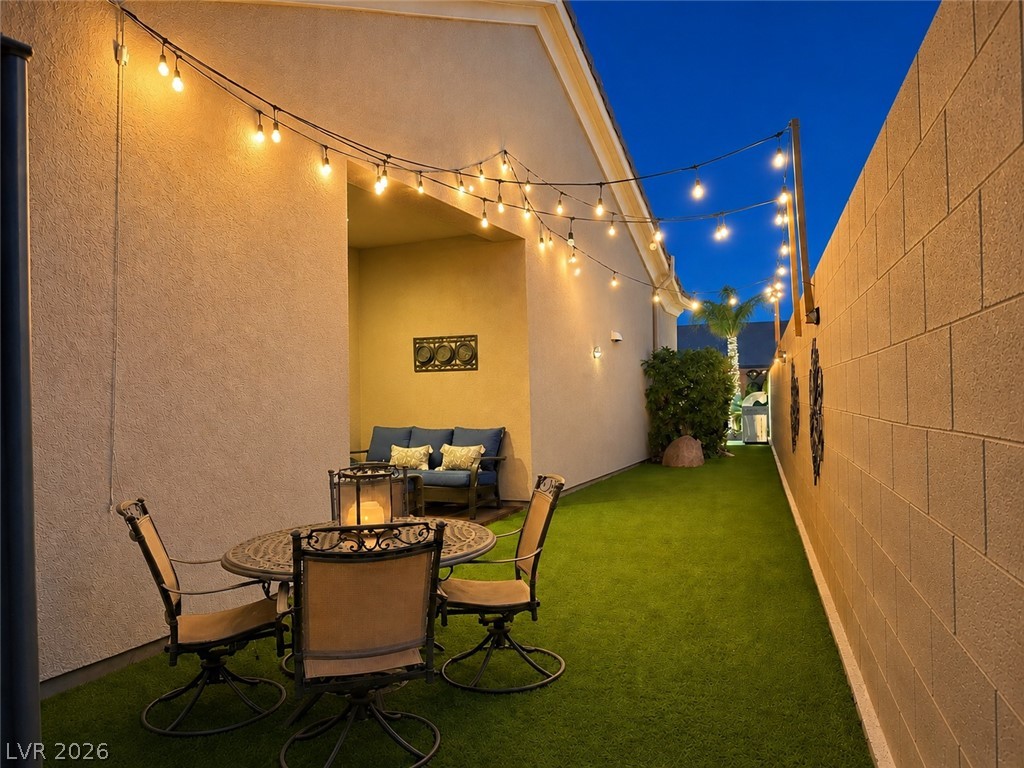 2796011 Property Photo 75