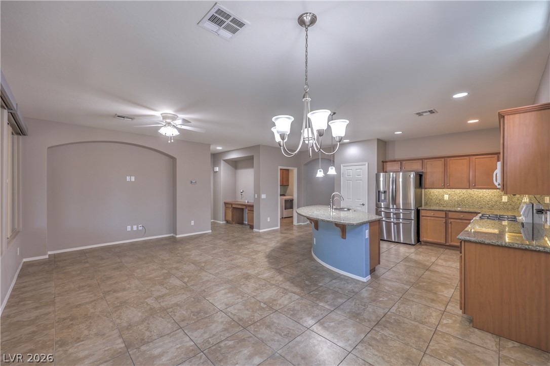 3633 Greenbriar Bluff Avenue Property Photo 5