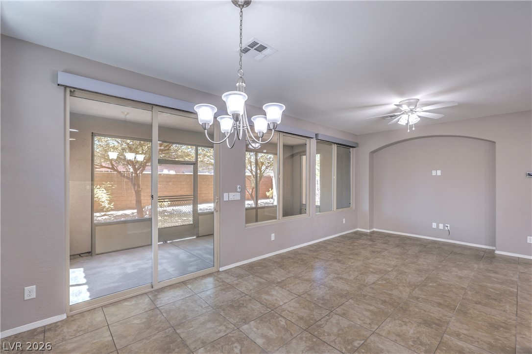 3633 Greenbriar Bluff Avenue Property Photo 9