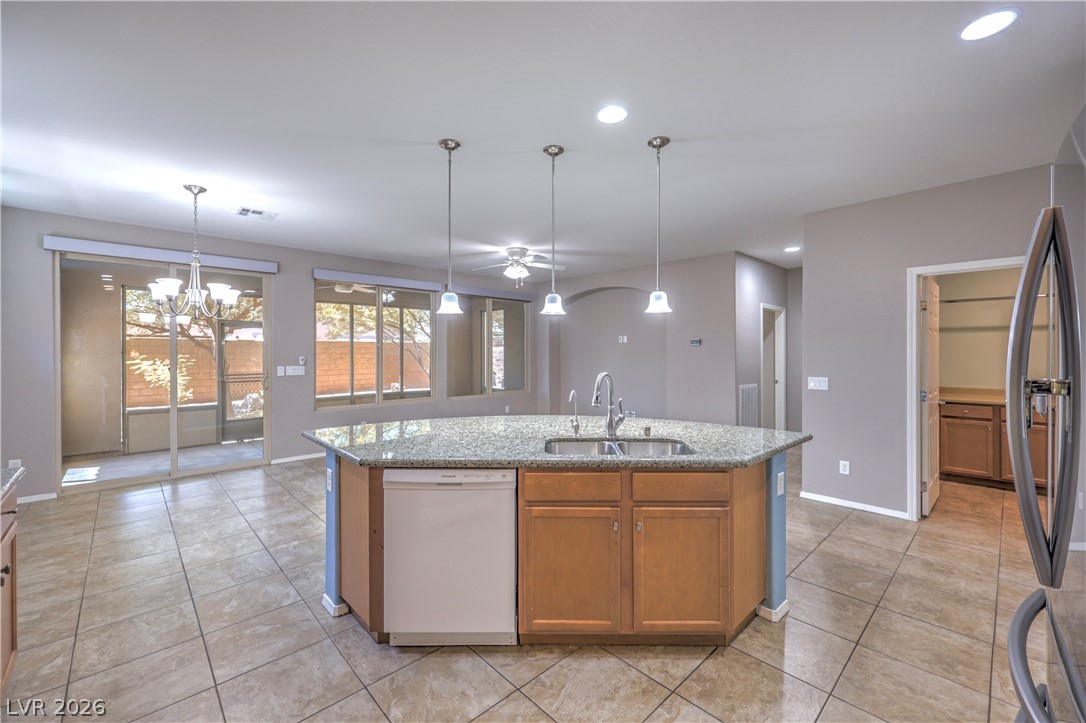 3633 Greenbriar Bluff Avenue Property Photo 11