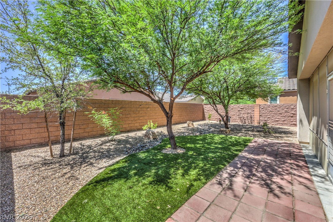 3633 Greenbriar Bluff Avenue Property Photo 32