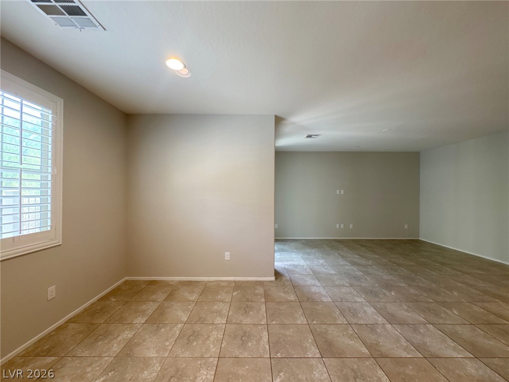 6132 Scarlet Leaf Street Property Photo 4