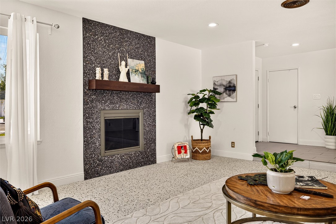 1662 Sombrero Drive Property Photo 7