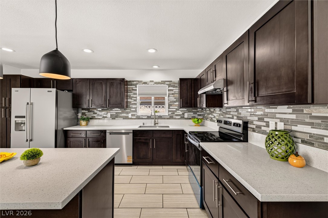 1662 Sombrero Drive Property Photo 11