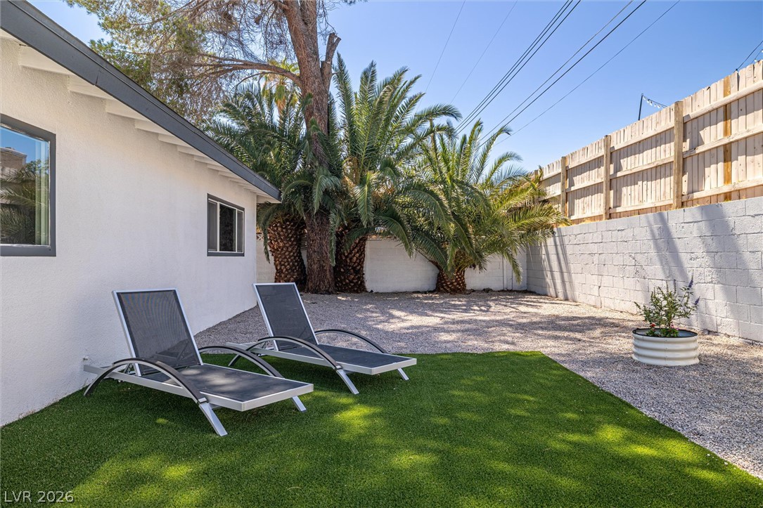 1662 Sombrero Drive Property Photo 38