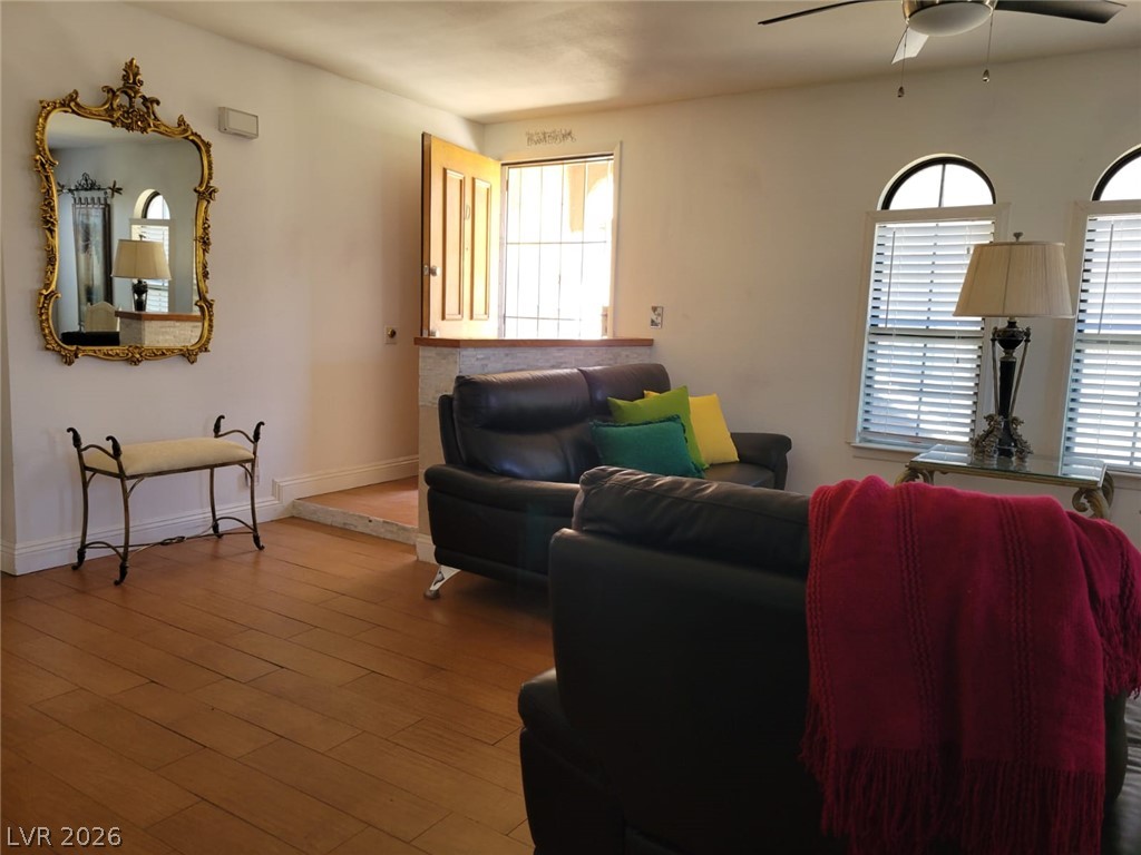 4054 Crete Lane D Property Photo 10