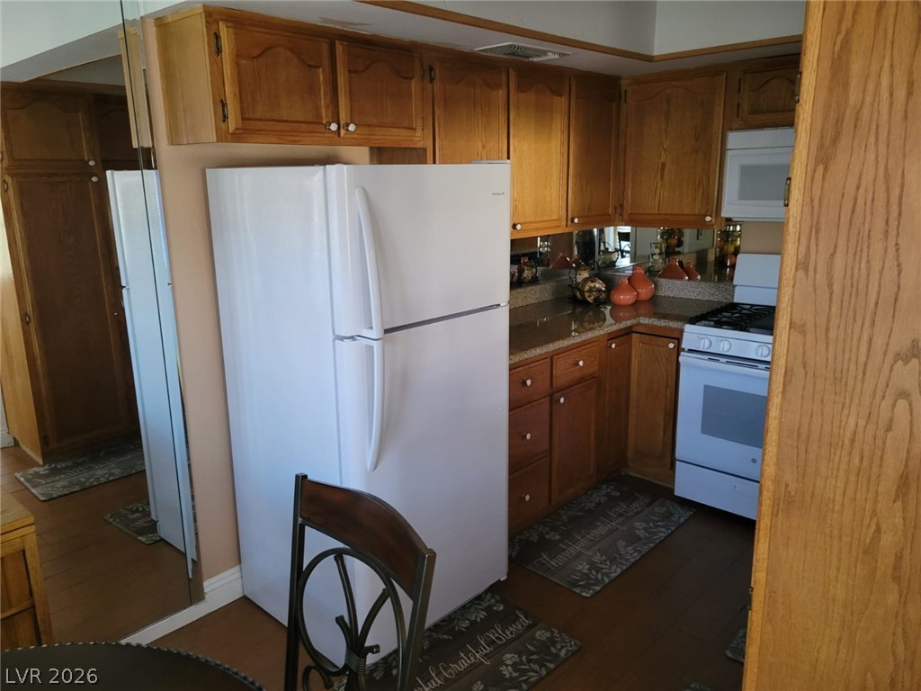 4054 Crete Lane D Property Photo 16