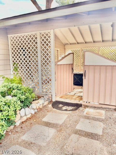 2612 Casey Drive Property Photo 6