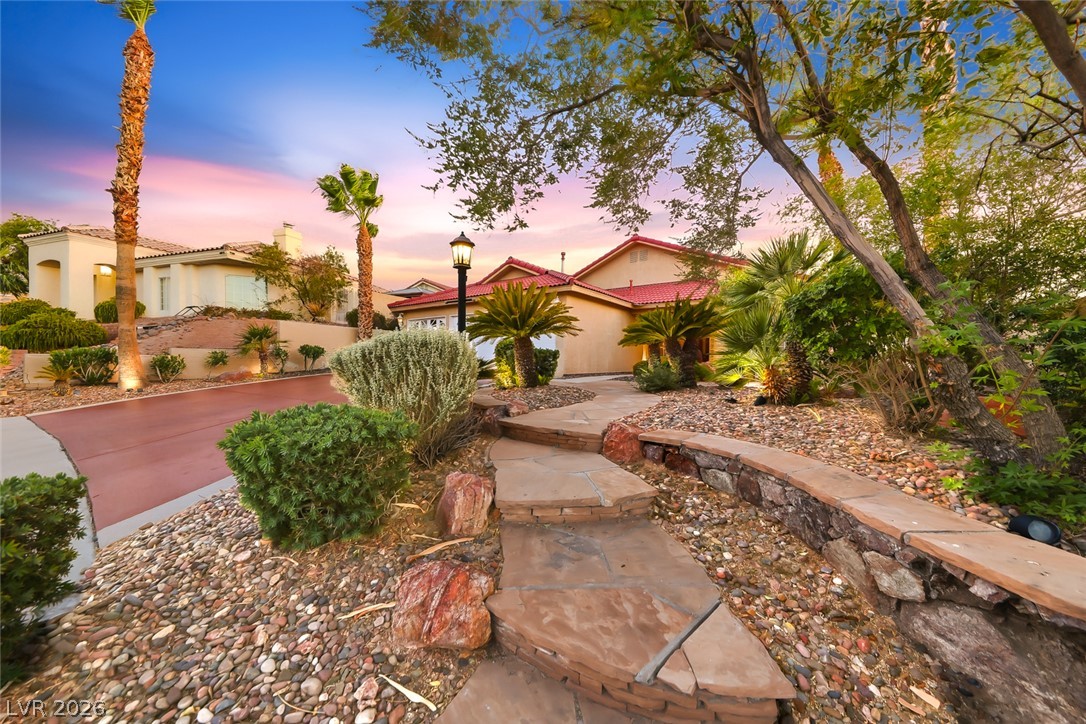 1138 Broken Hills Drive Property Photo 4