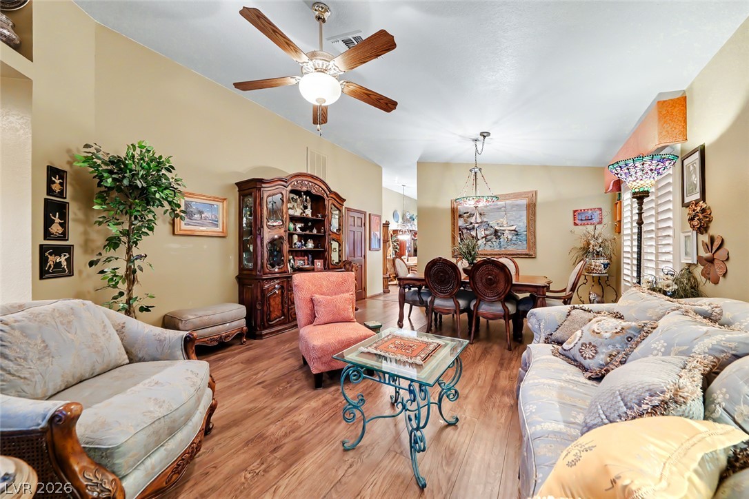 1138 Broken Hills Drive Property Photo 8