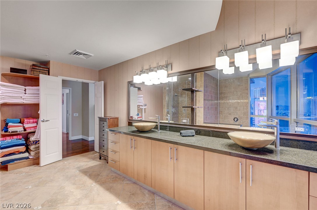 200 West Sahara Avenue 1208 Property Photo 11