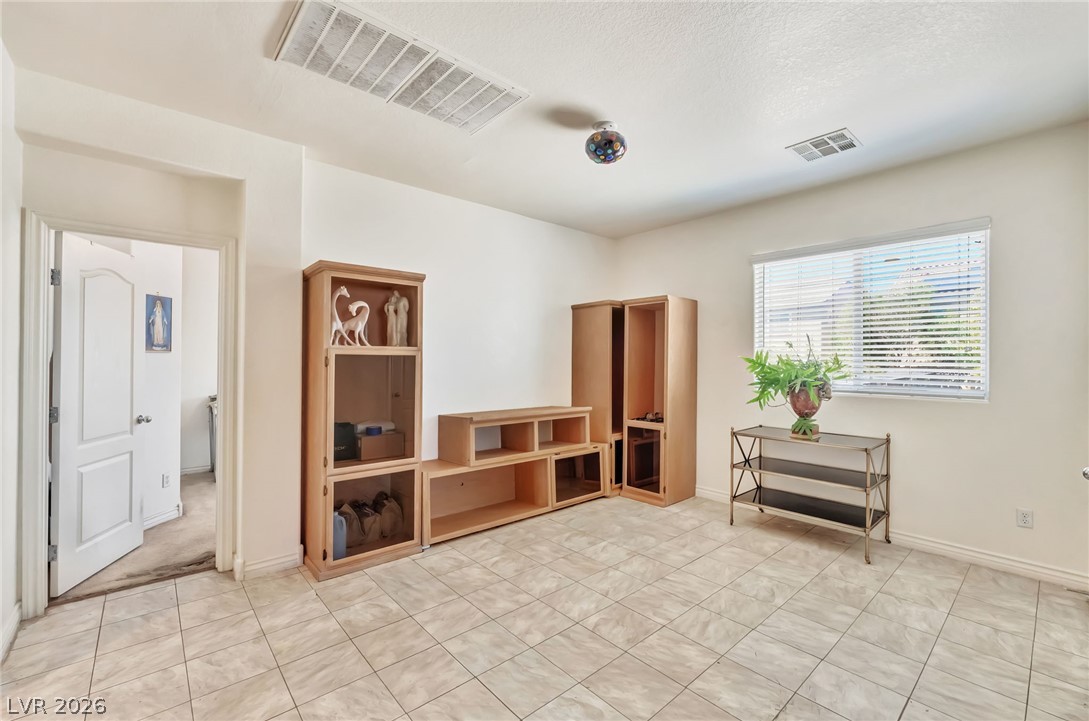 954 Tropic Wind Avenue Property Photo 8