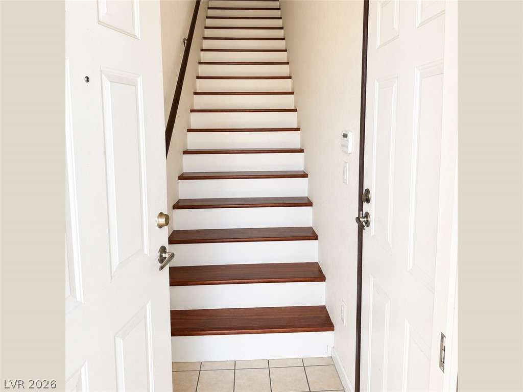 5855 Valley Drive 2139 Property Photo 7