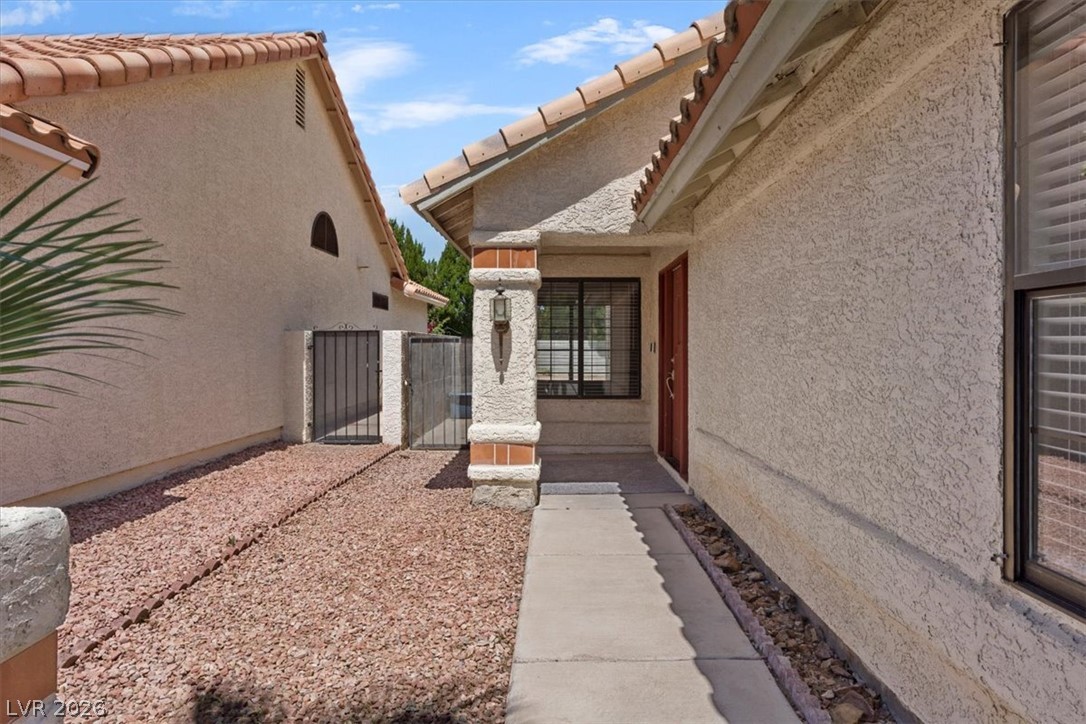 1950 Nuevo Road Property Photo 13