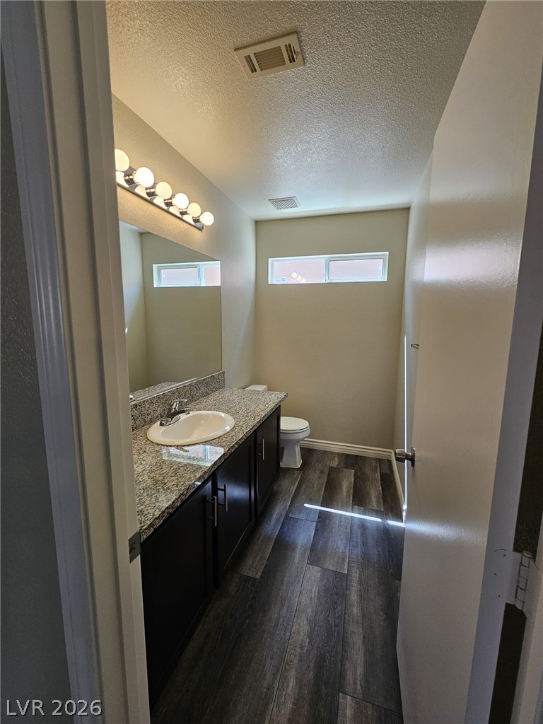 1513 Calle Montery Street Property Photo 14
