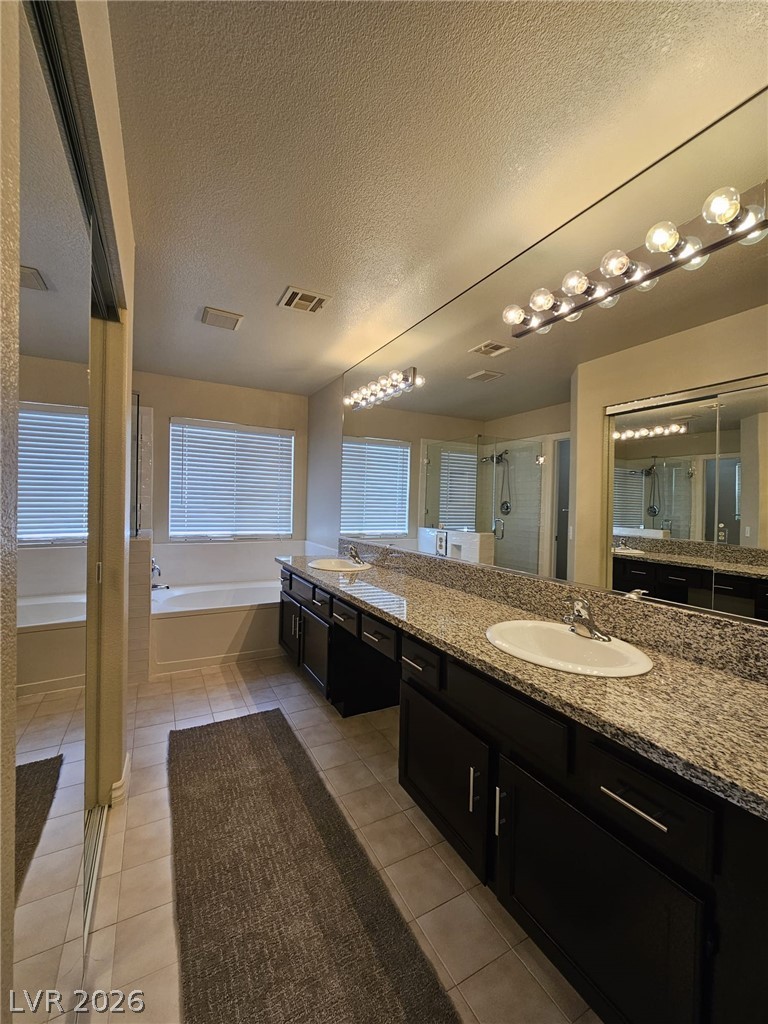 1513 Calle Montery Street Property Photo 20