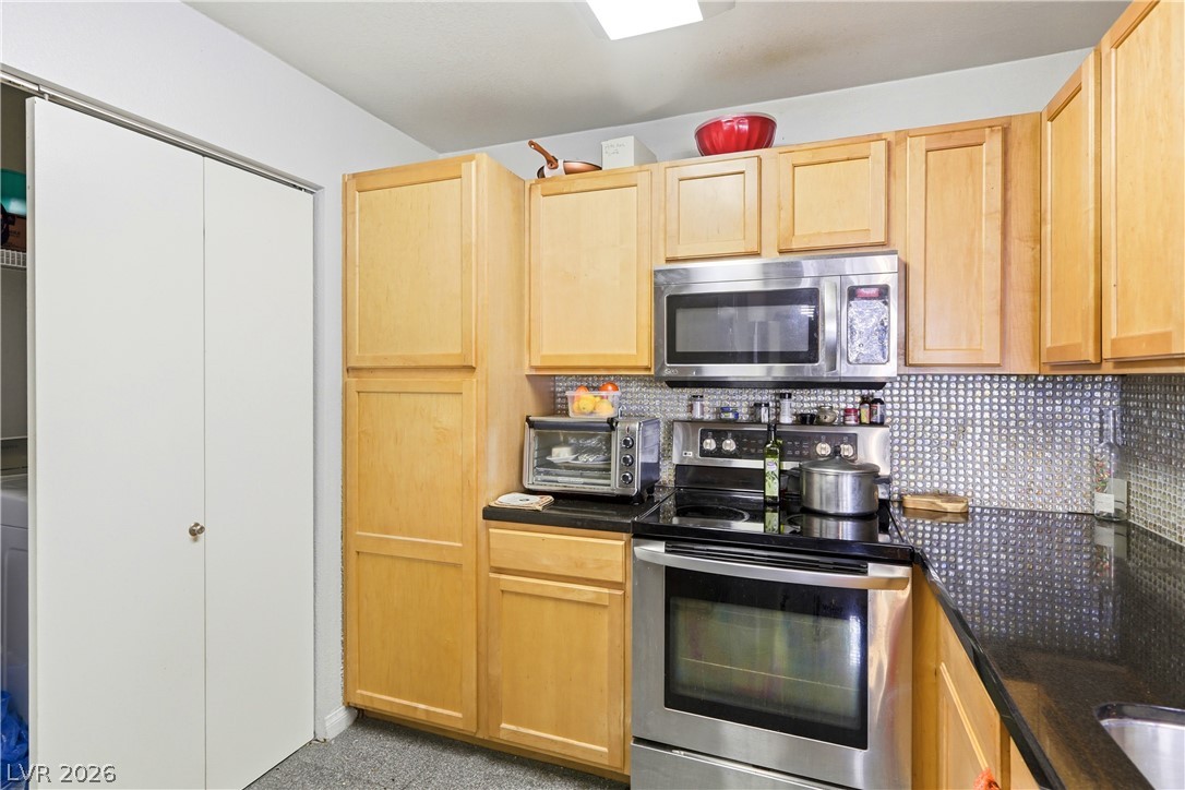 3150 Soft Breezes Dr 1205 Property Photo 15