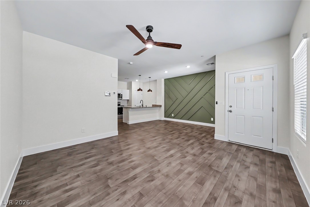 535 Thistleberry Avenue Property Photo 4