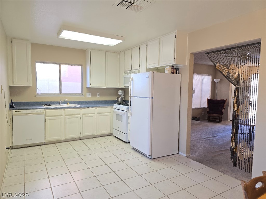 6676 Fredonia Drive Property Photo 5