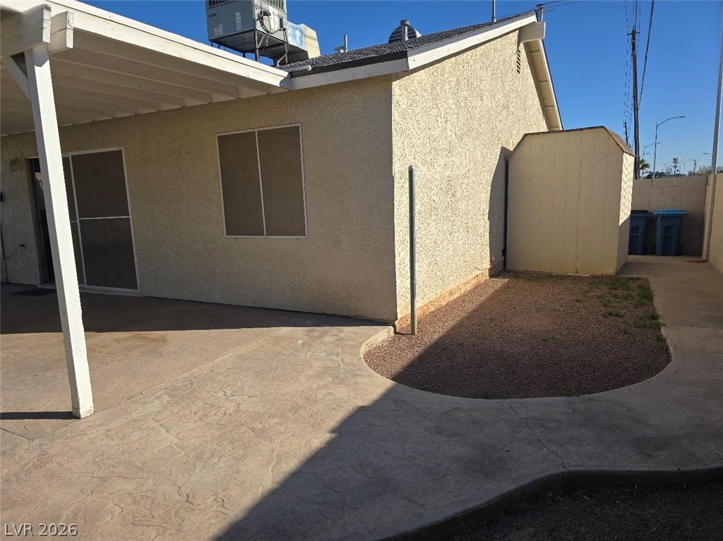 6676 Fredonia Drive Property Photo 10