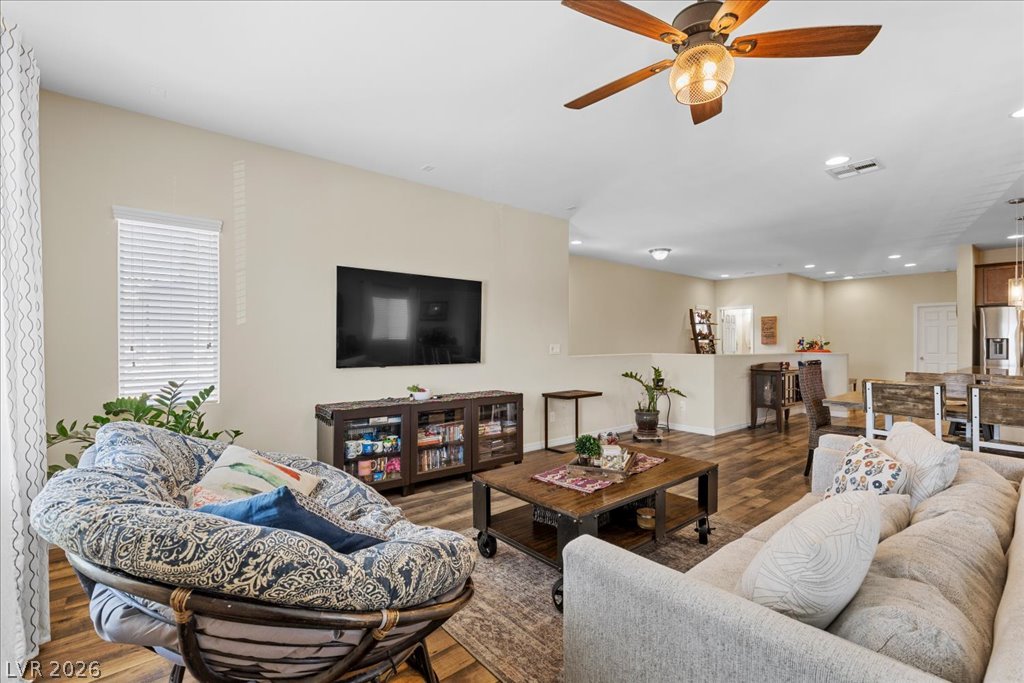 8304 Nebula Cloud Avenue Property Photo 18