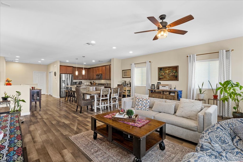 8304 Nebula Cloud Avenue Property Photo 20