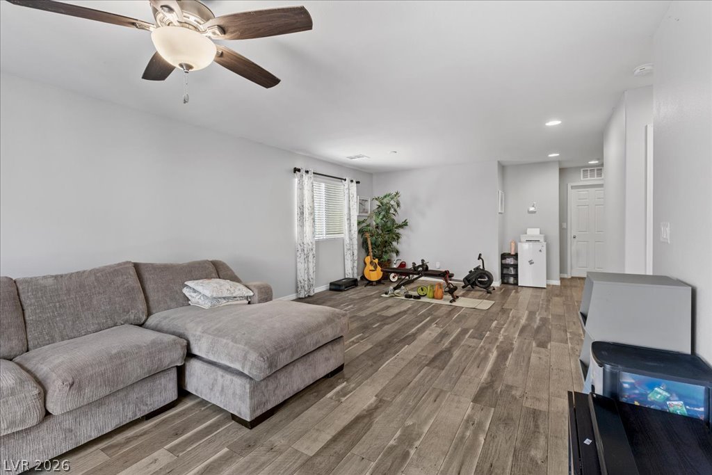 8304 Nebula Cloud Avenue Property Photo 32