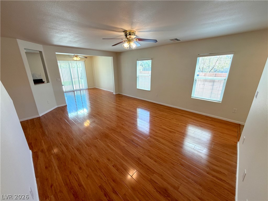 4808 Diamond Estates Court Property Photo 6