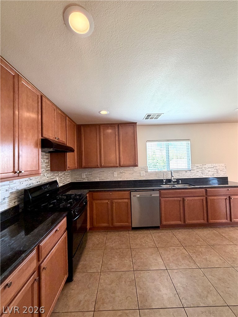 4808 Diamond Estates Court Property Photo 14