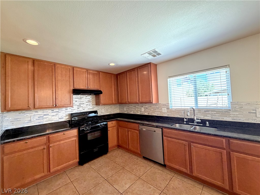 4808 Diamond Estates Court Property Photo 15