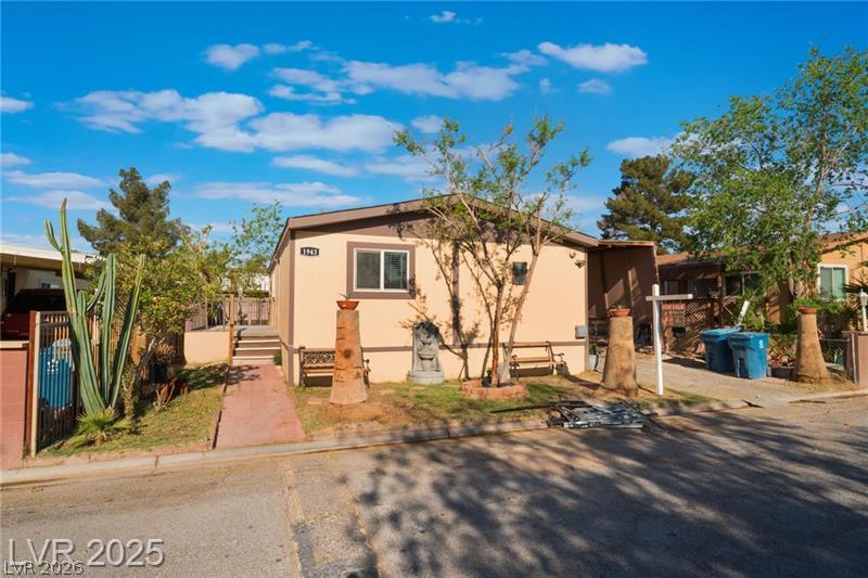 1943 Quintearo Property Photo 2