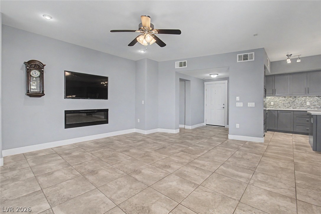 2555 Hampton Road 6308 Property Photo 1