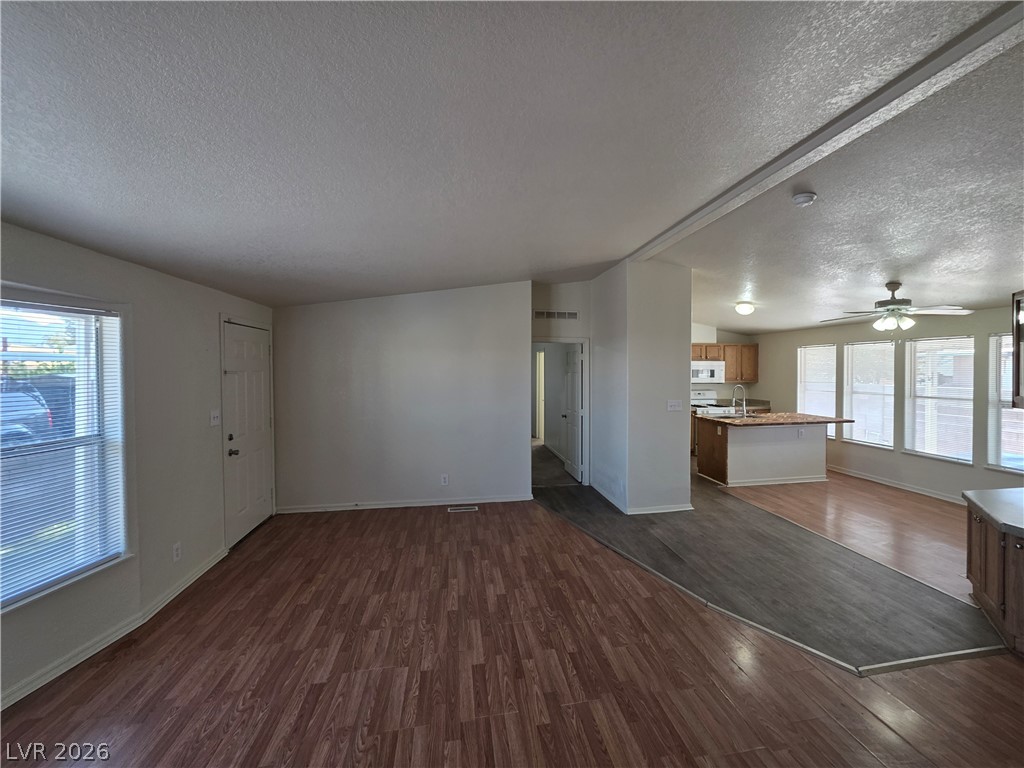 3560 Estes Park Drive Property Photo 13
