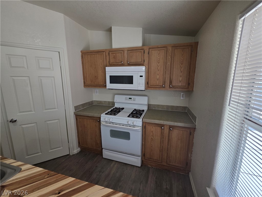 3560 Estes Park Drive Property Photo 20