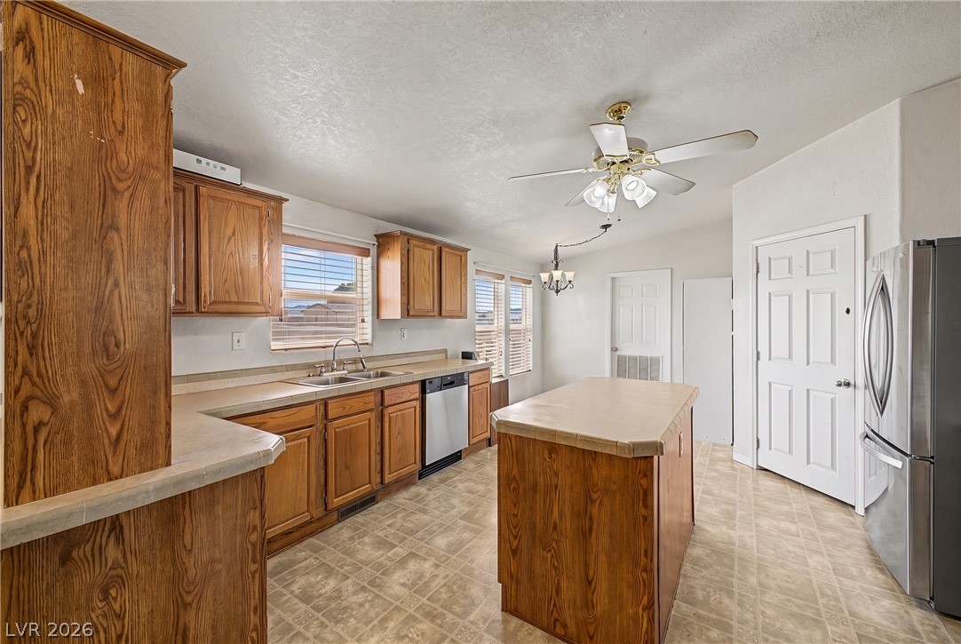 350 East Stagecoach Road Property Photo 7