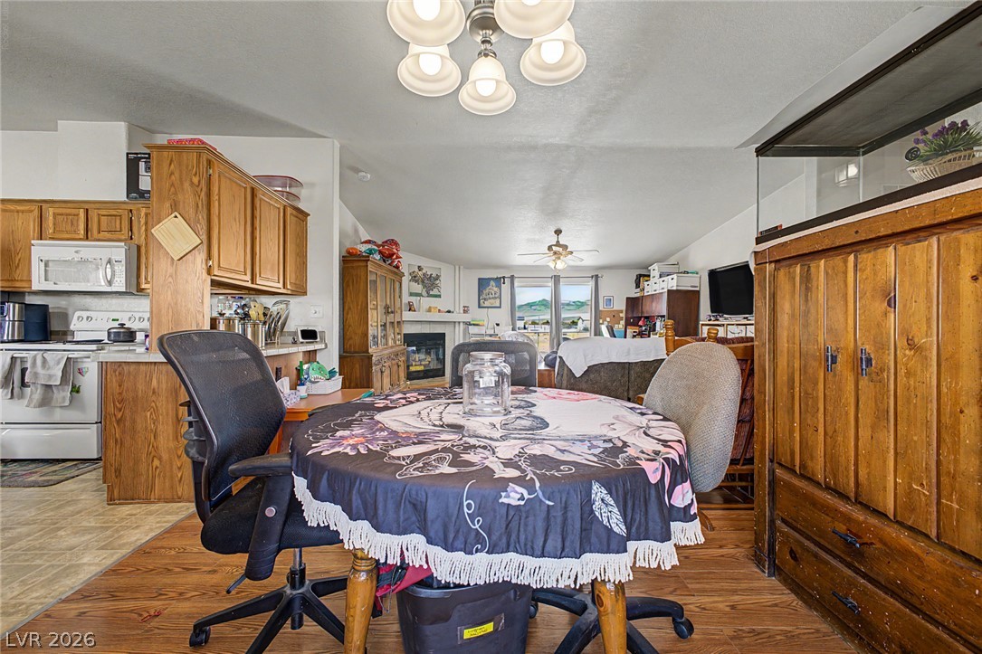 350 East Stagecoach Road Property Photo 8