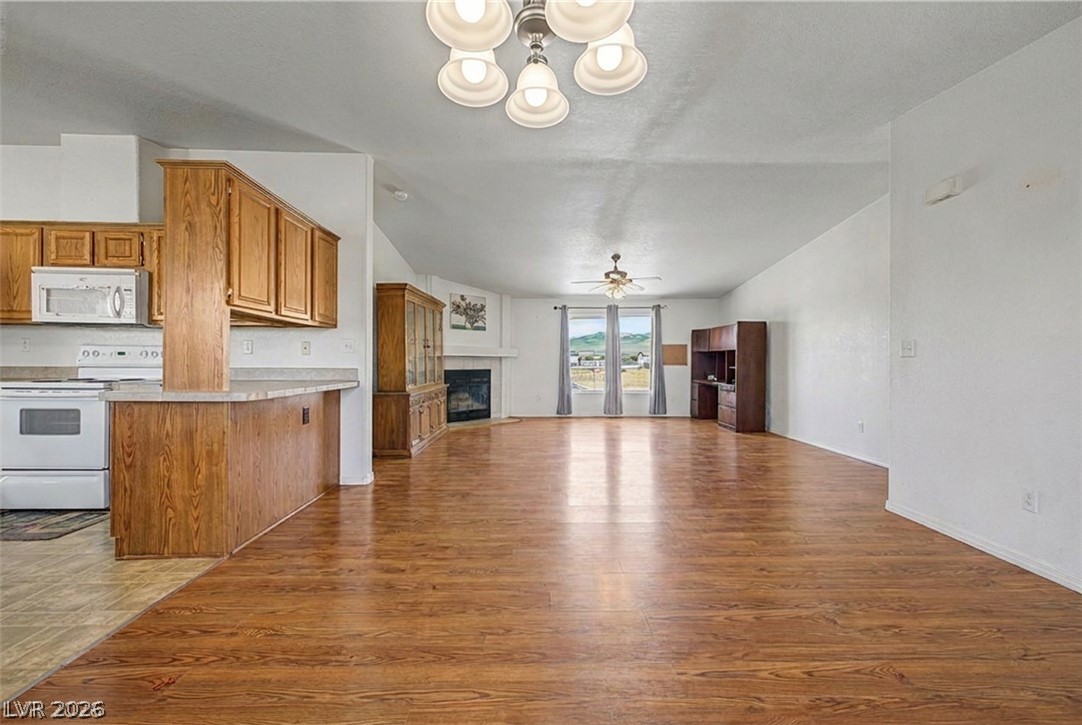 350 East Stagecoach Road Property Photo 10