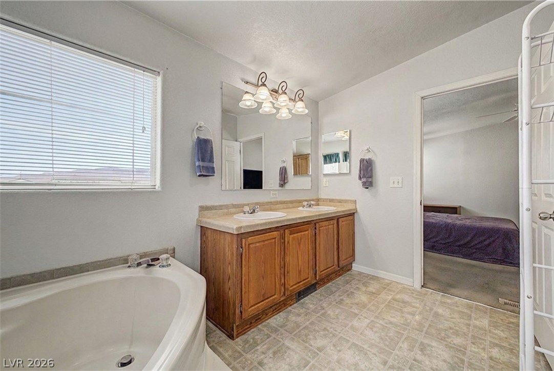 350 East Stagecoach Road Property Photo 15