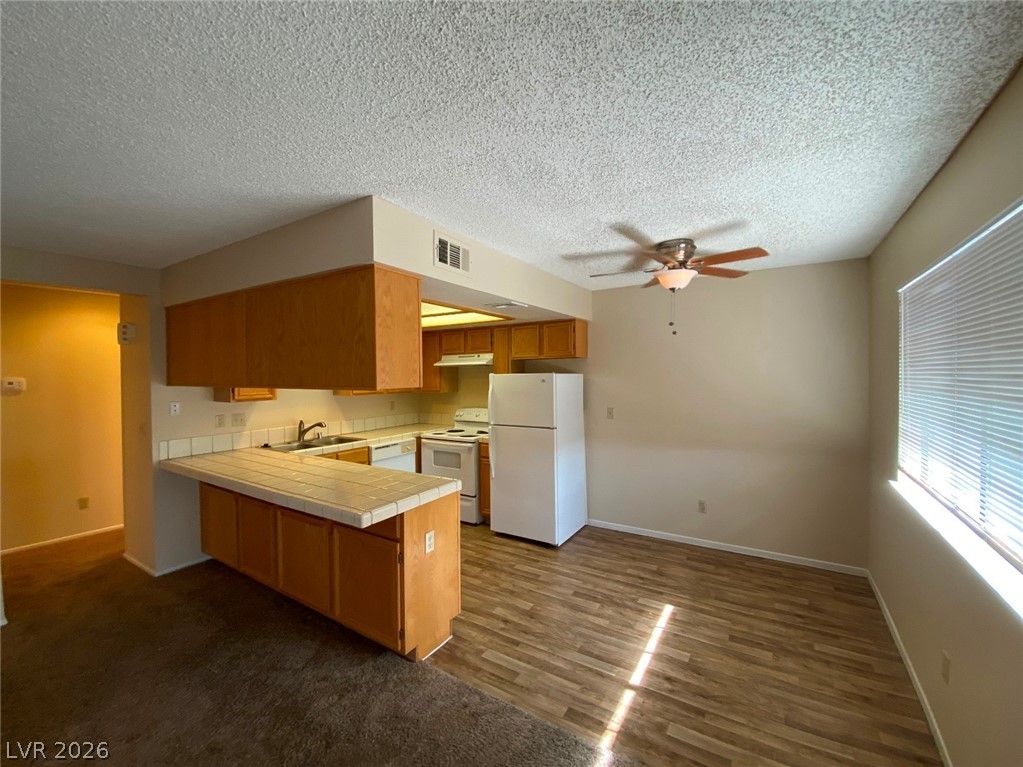 101 Luna Way 257 Property Photo 8