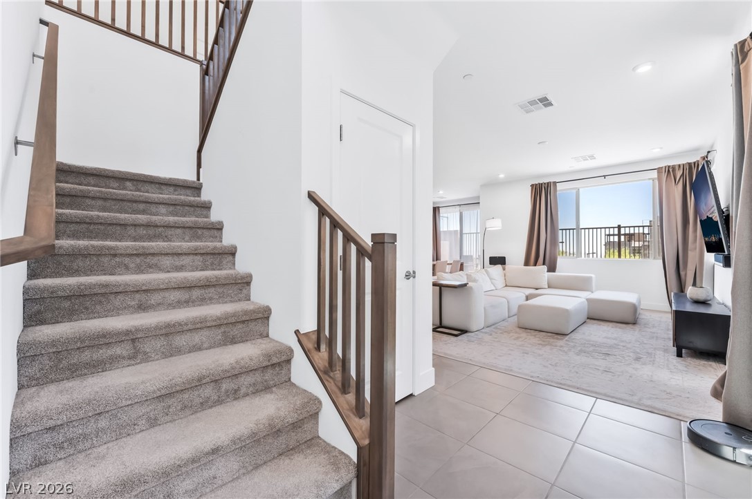 740 Echelon Street Property Photo 14