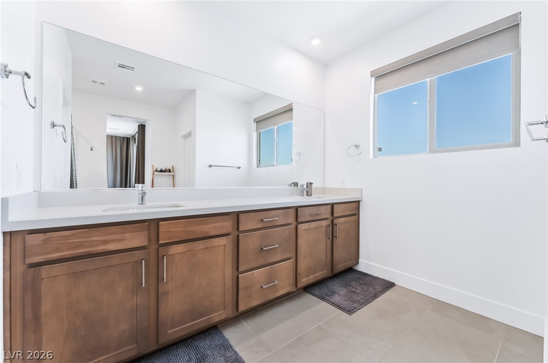 740 Echelon Street Property Photo 20