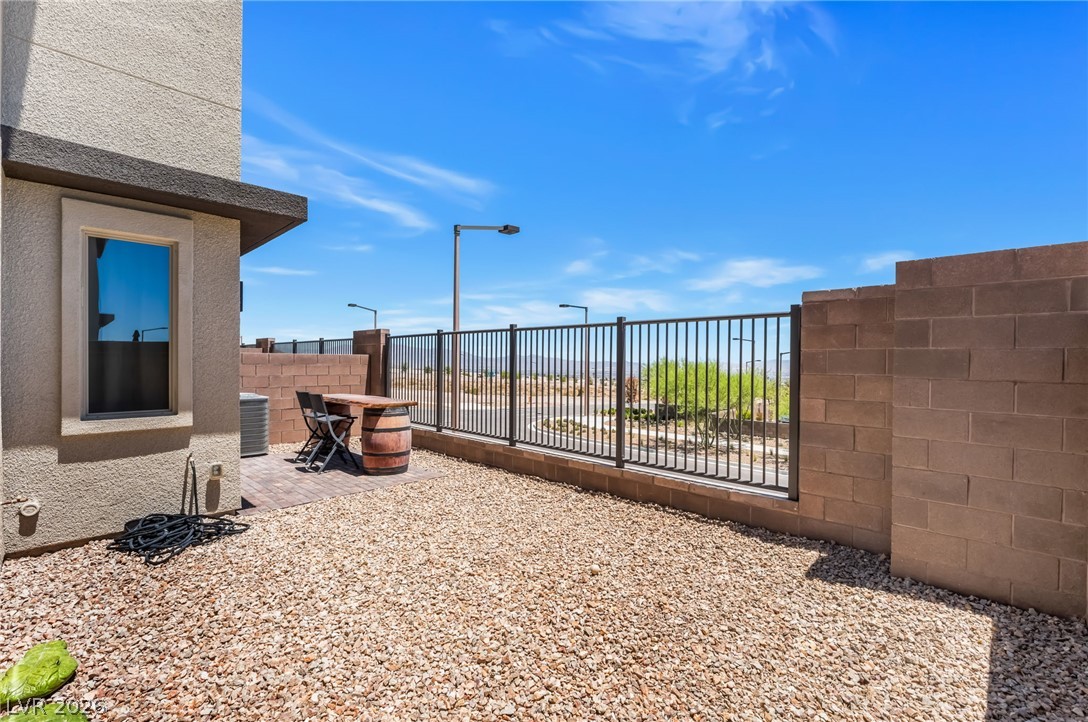 740 Echelon Street Property Photo 27