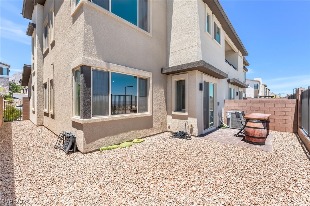 740 Echelon Street Property Photo 28