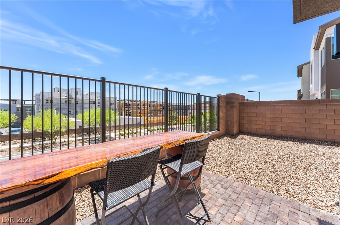 740 Echelon Street Property Photo 30