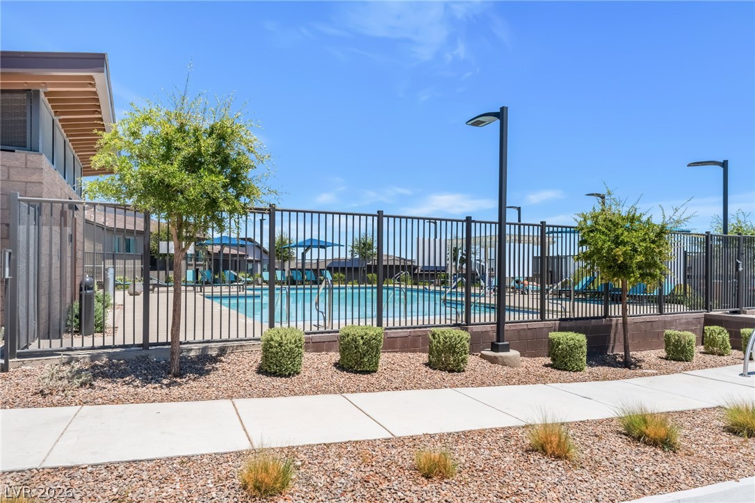 740 Echelon Street Property Photo 31