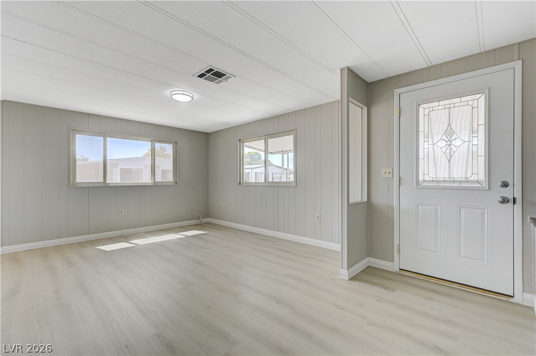 3652 Katmai Drive Property Photo 14