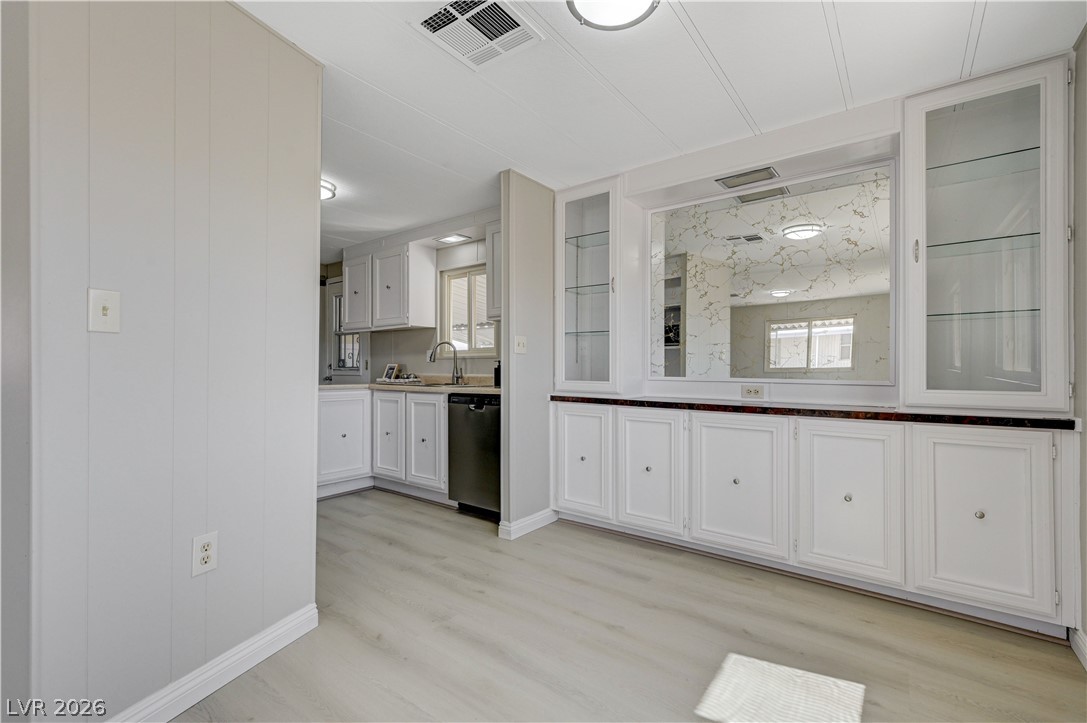 3652 Katmai Drive Property Photo 19